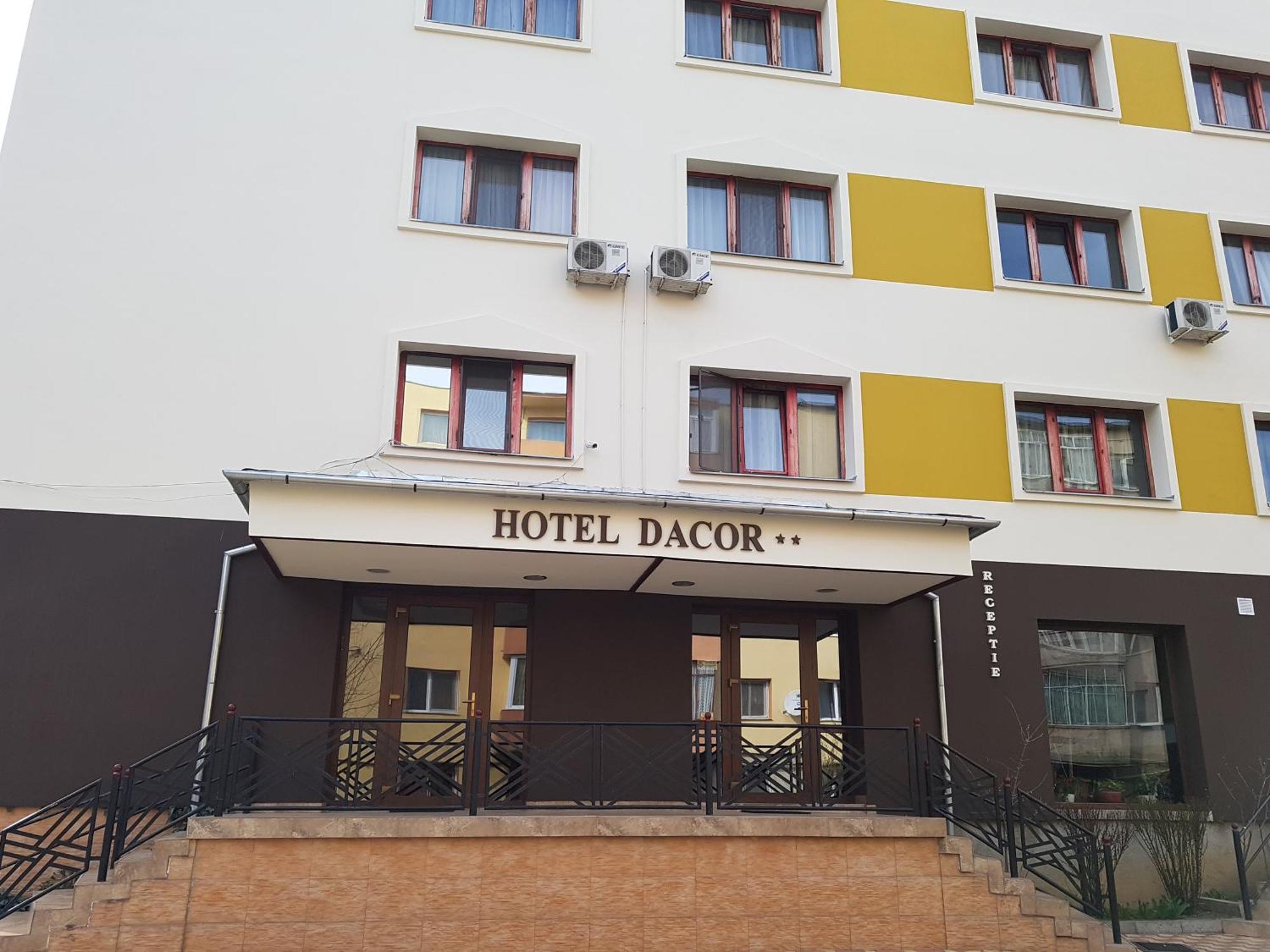 Hotel Dacor โอเริชติเย ภายนอก รูปภาพ